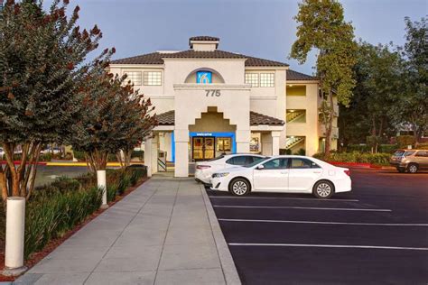 sunnyvale ca hotel deals 9 mi from Stanford University